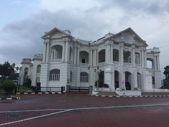 Ipoh Town Hall and Old Post Office